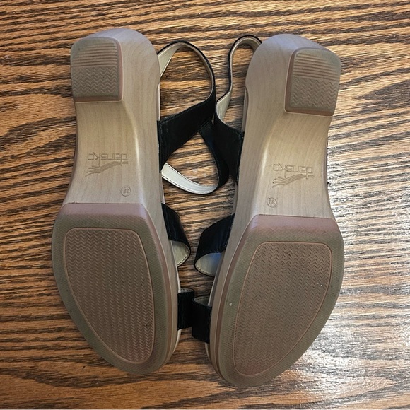 Dansko Black Leather Adjustable Strap Sandals Size 39EU / 9US - Picture 9 of 9